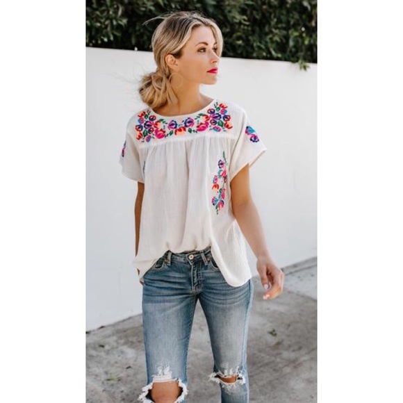 Cream Embroidered Tunic Top S M L - Picture 2 of 5